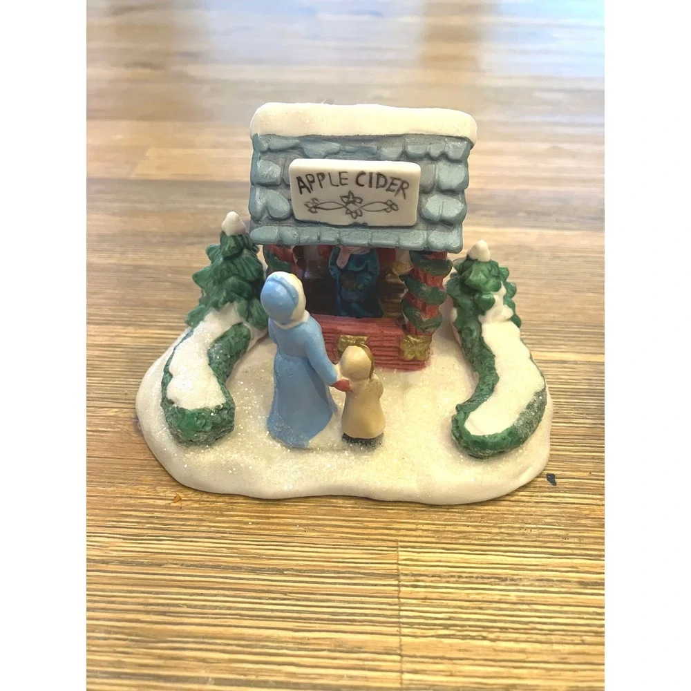 Cobblestone Corners Christmas Village 2003‎ Set of 4 Ceramic Buildings Vintage